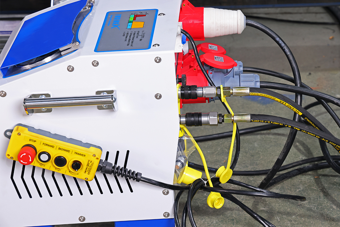 Пульт дистанционного управления серии FX: создан для реальной работы на стройплощадке