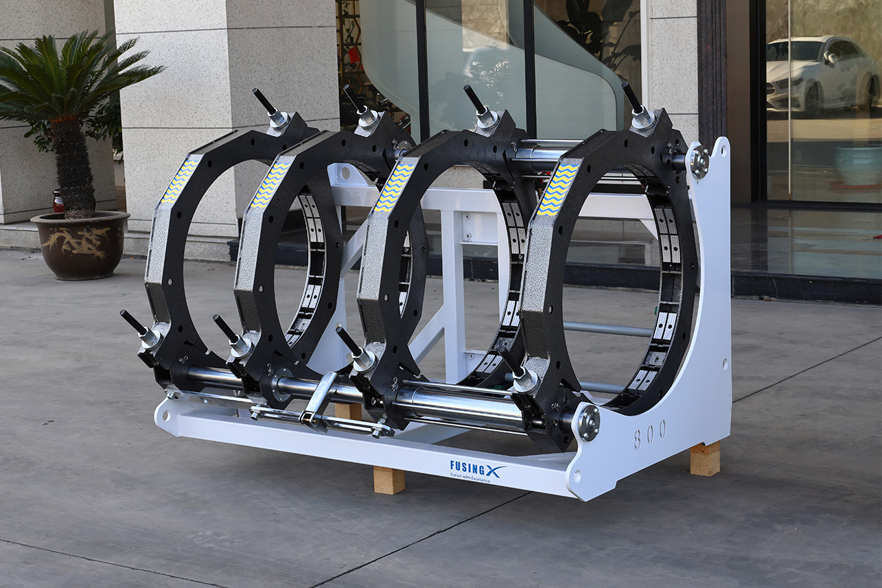 Почему кольца рамы машин стыковой сварки FX800 и более крупных моделей окрашены в черный цвет