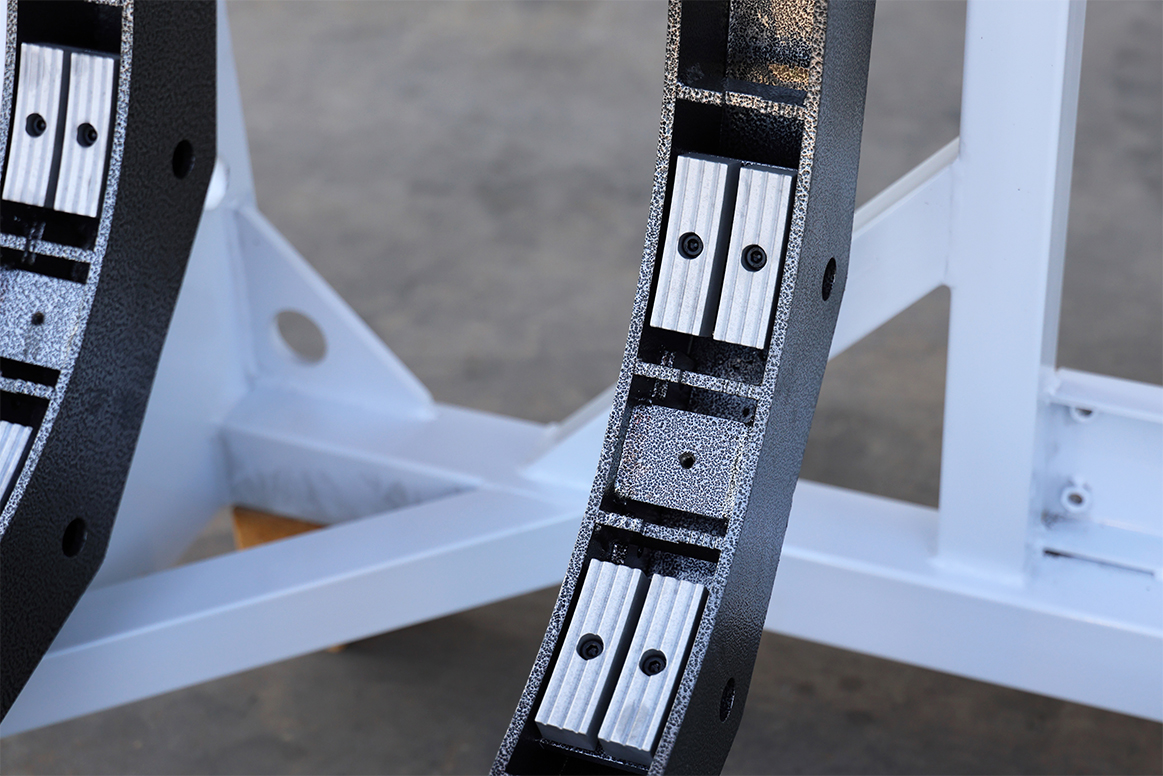 Блоки противоскользящих накладок: практическое улучшение конструкции больших машин для стыковой сварки FX